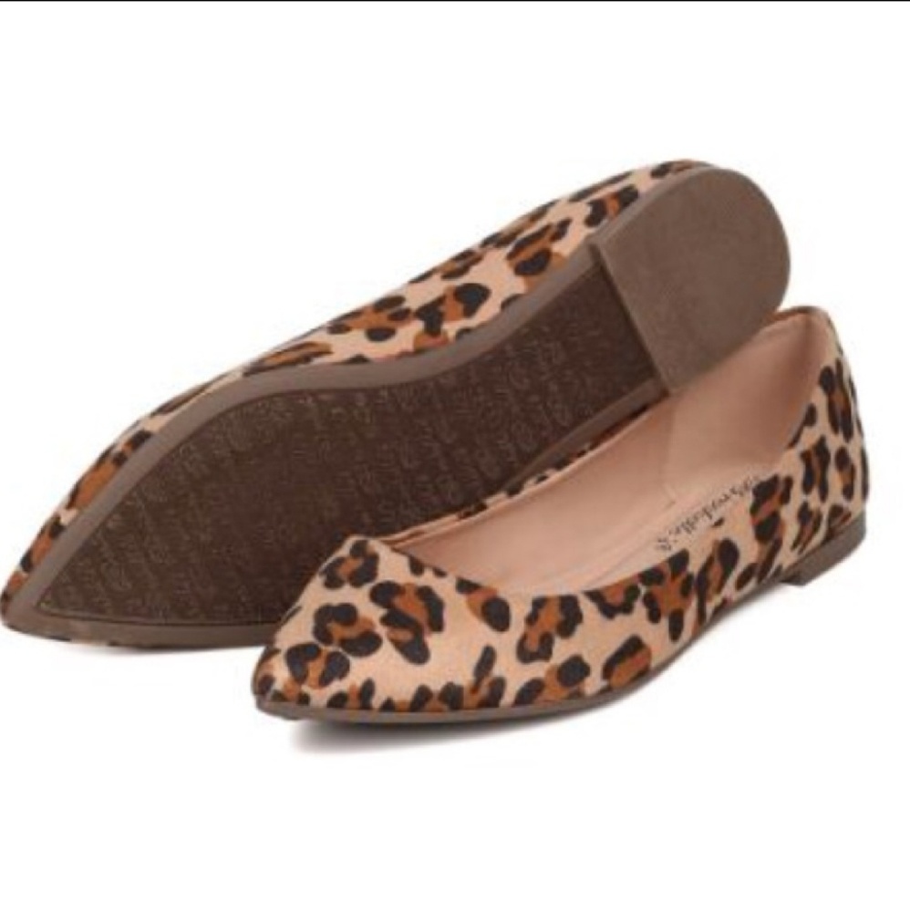 NWOT Cheetah Print Flats